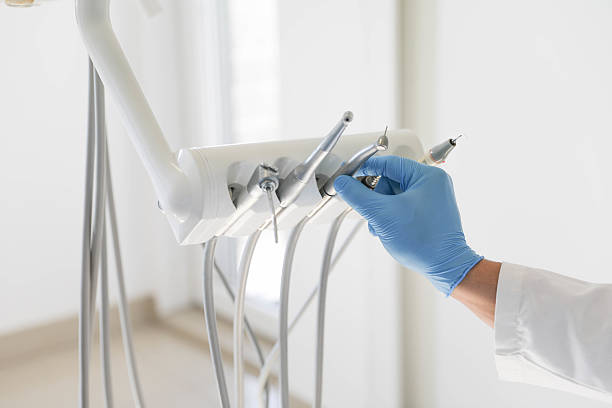 24/7 Emergency Tooth Extraction experts in Highlands, TX